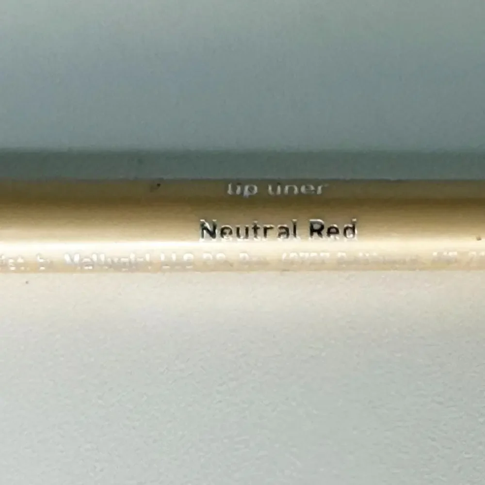 Mally Evercolor Shaping Lip Liner Neutral Red Liner .07 oz .28g New